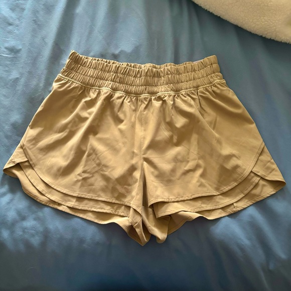 Athletic shorts / performance - Picture 2 of 3